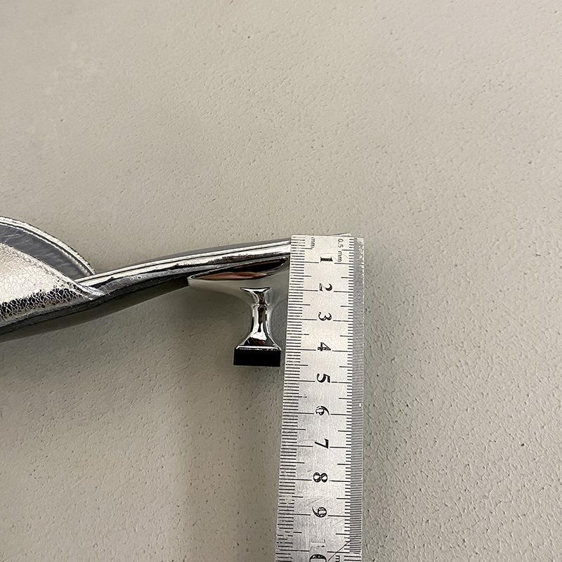 2025 summer new slippers women wear low-heeled sandals metal buckle pointed head thin heel medium heel bag head half slippers women