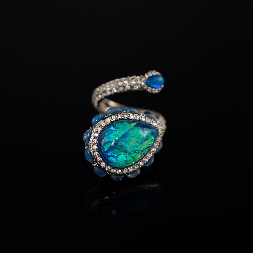 Medieval Copper Alloy Ring, Retro Court Style, High Sense Female Designer Temperament, New Ring