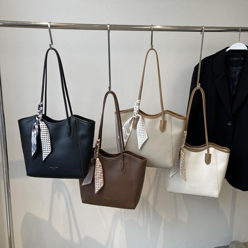 Women's Tote Bag Soft Leather Large Capacity Shoulder Bag