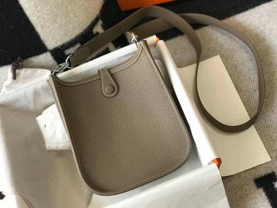 Noua geantă de tip crossbody mini Fashion Strat superior din piele cu model găleată geantă de damă mini geantă la modă
