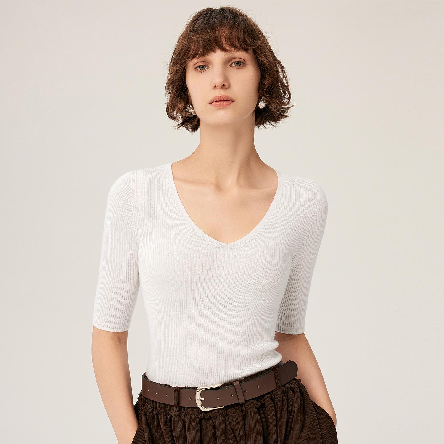 Merino Wool V-Neck Short Sleeve Seamless