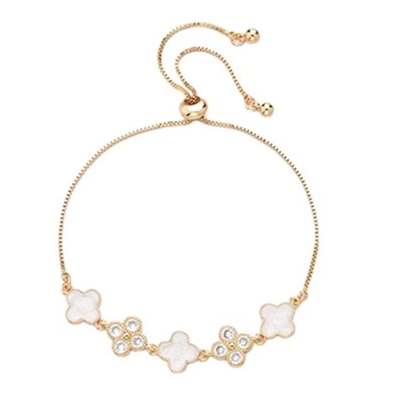 Korean Style Light Luxury Mother-of-Pearl Four-Leaf Clover Bracelet with Shiny Diamonds – Exquisite Adjustable Fashion Jewelry
