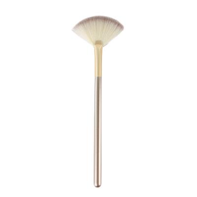 1/2/3/4/5Pcs Facial Fan Brush with Wooden Handle Women Makeup Brush Soft Fluffy Bristles Esthetician Facial Mud Clay Applicator Brush Tools