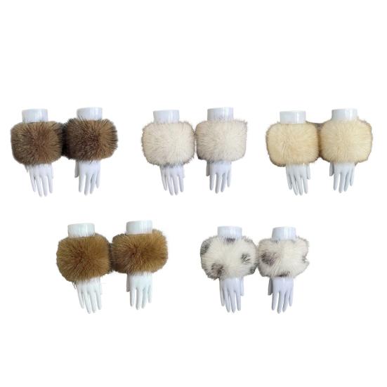 1 Pair Faux Fur Wrist Cuffs Women Furry Arm Warmers Fluffy Warm Furry Bands for Winter Spring Autumn Outfits Skiing Parties