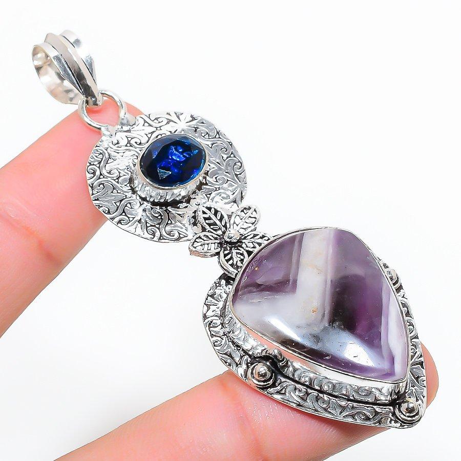 

Ювелирная подвеска ручной работы с шевроном, аметистом и голубым топазом, 2,99 дюйма SR-5065