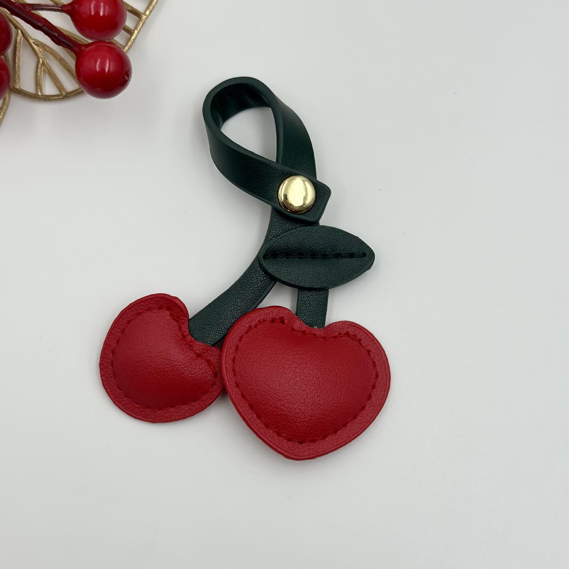 Factory direct sales car keychain car keychain cherry cherries bag pendant pendant exquisite key chain