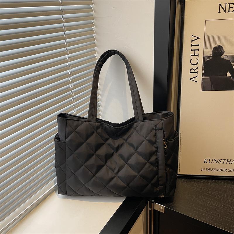 Simple Quilted Design Shoulder Bags for Women Large Capacity Ladies Shopping Tote Bag Versatile Solid Color Female Handbags
