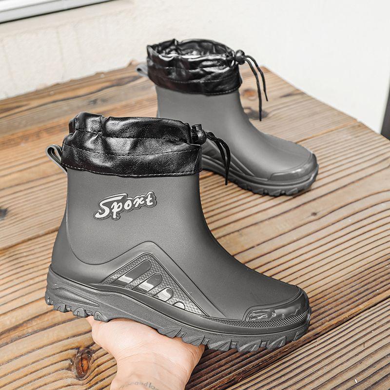 New rain shoes men's fashion non-slip mid-tube rain boots new takeaway rider waterproof outdoor construction site water shoes
