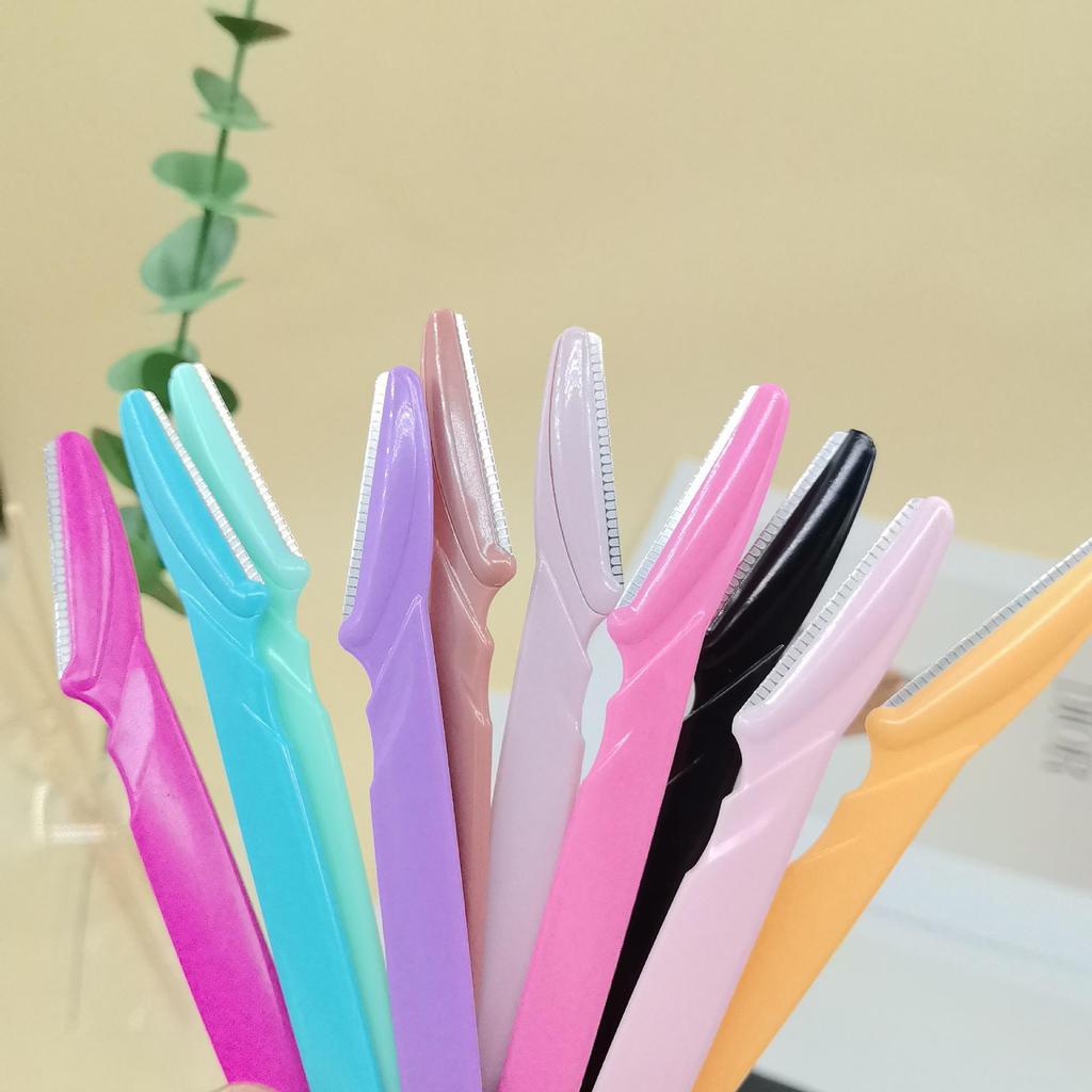 Beginner's Eyebrow Trimmer Razor for Women - Precision Micro Anti-Scratch Makeup Tool for Facial Beauty.