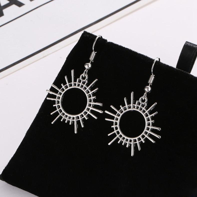 FREE Shipping U.S. Spiral Sun Earrings Tribal Style Copper Dangle Earrings