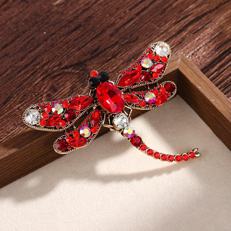 European and American Fashion, Large Dragonfly Brooch, Insect, Retro High-end Feel, Light Luxury, Women's Clothing Accessories, High-end Chest Flower