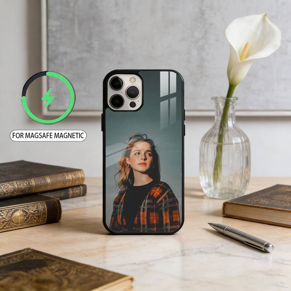 Beauty M-Mckenna G-Grace Phone Case For iPhone17,16,15,14,13,12,11 Plus,Pro Max Magnetic For Magsafe Wireless Charging