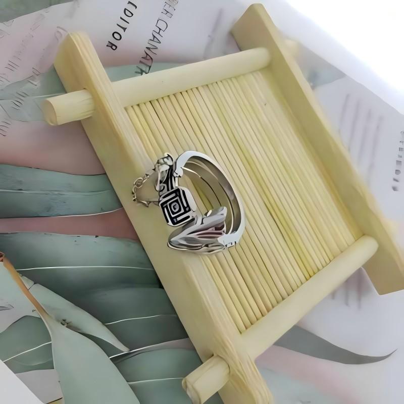 

Аниме BLEACH Куросаки Ичиго Хицугая Тоуширо Кольцо Косплей Реквизит Ювелирные Изделия Парные Кольца Регулируемые Аксессуары Для Тематической Вечеринки