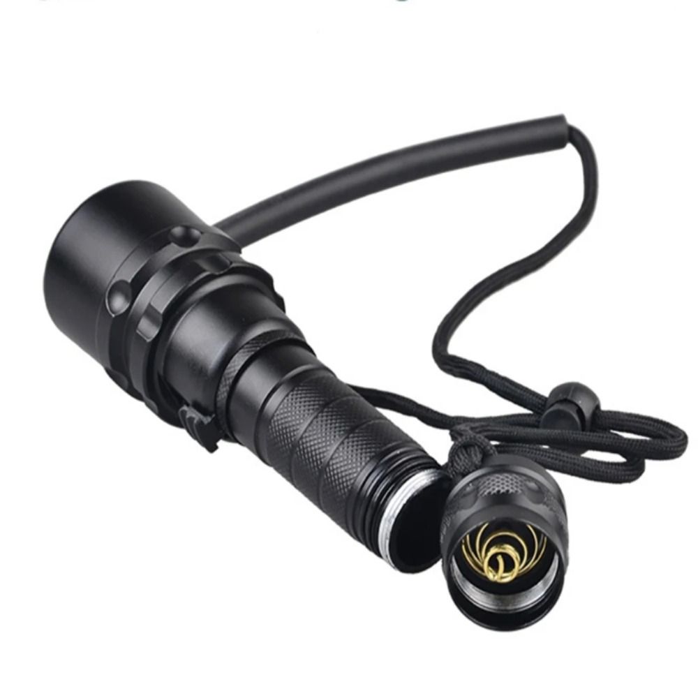 IP68 Waterproof Professional Diving Light High Power LED Diving Flashlight  Outdoor Activities