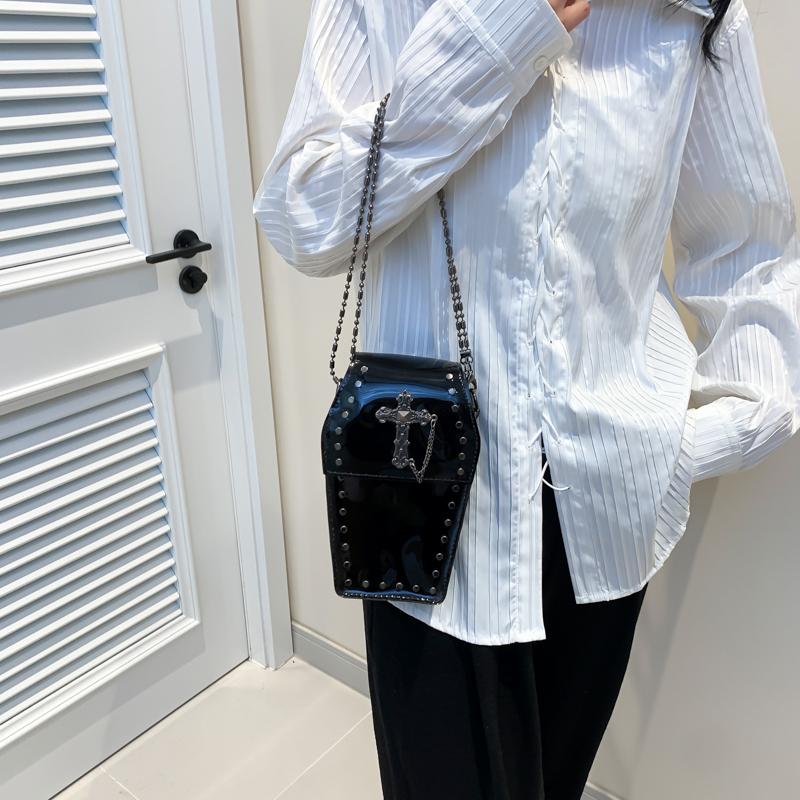 Newly Women Clear Handbag Gothic Coffin Shape Concerts Punk Metal Chain Female Shoulder Crossbody Bag Stadium Approved Phone Bag