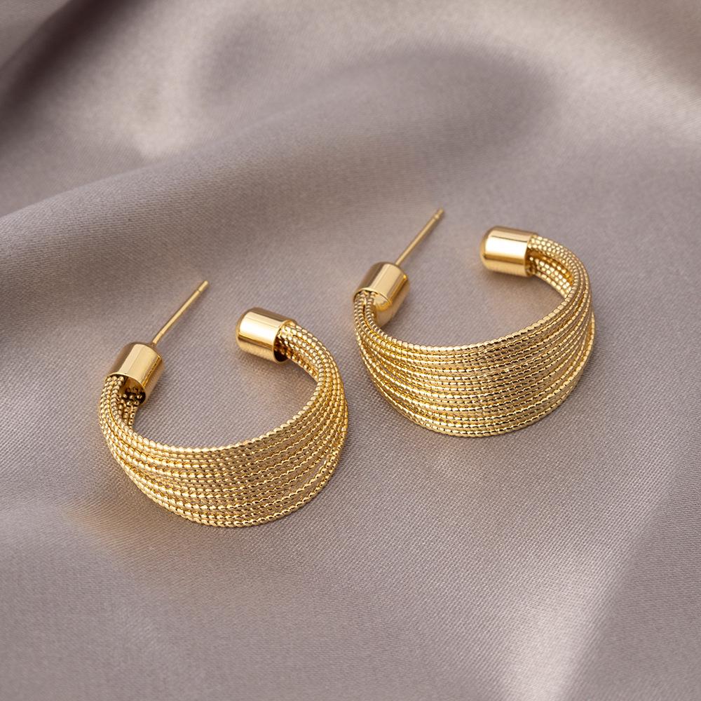 C-förmige Geometrische Ohrringe: Damen Retro Europäischer/Amerikanischer Stil Ohrstecker Creolen