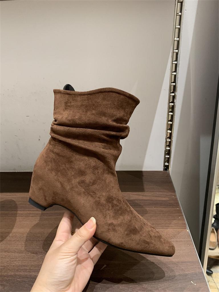 Autumn and winter new French retro pointed knight boots thin sleeve stacking boots wedge temperament short boots women