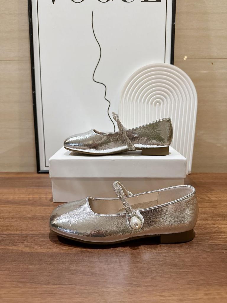 French Retro Mary Jane Single Shoes Women's 2025 Summer New Versatile Light Mouth Square Head Rhinestone Flat Silver Small Leather Shoes