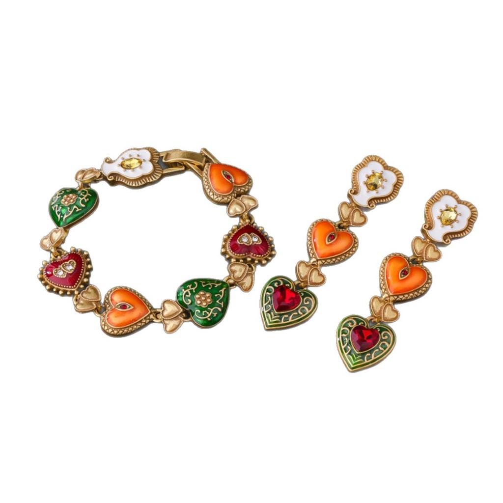 Retro Court Style Love Earrings Medieval Vintage Light Luxury Old Jewelry Set Premium Diamond Stud Earrings