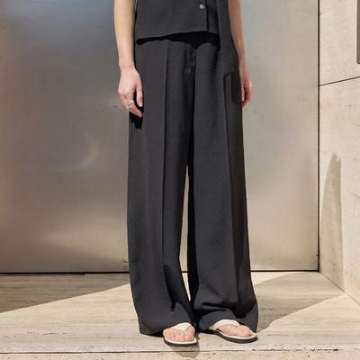 Hiikeu Natural-Fit Wide Slacks_Black