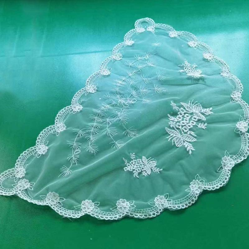 Elegant Lace Mantilla Veil Church Headscarf for Catholic Bride Veil Catholic Chapel Veil Embroidery Veil for Wedding