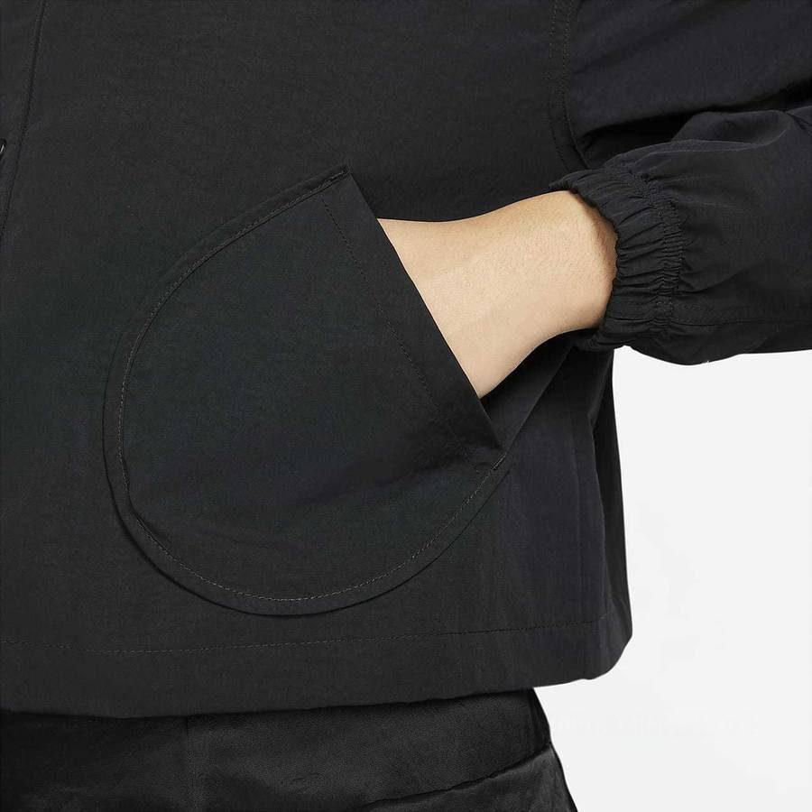 Jordan Jackets Women's Black Crew Neck Moderate Other DN4417-010