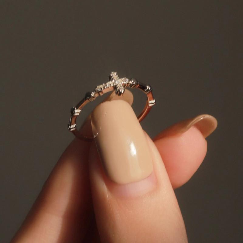

Womens Contemporary Copper Cross Ring Adjustable And Stylish For Modern Fashion