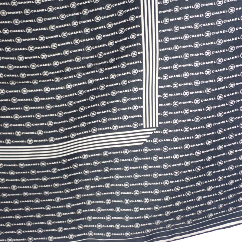 Chanel Eșarfă mătase neagră Femei