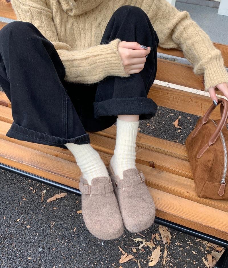 

2025 Весна и Осень Новые Баотоу Полушлепанцы Женские Корейская Версия Толстая Подошва Средний Каблук Пряжка Ремня Ленивые Повседневные Уличные Мюли 39 хаки