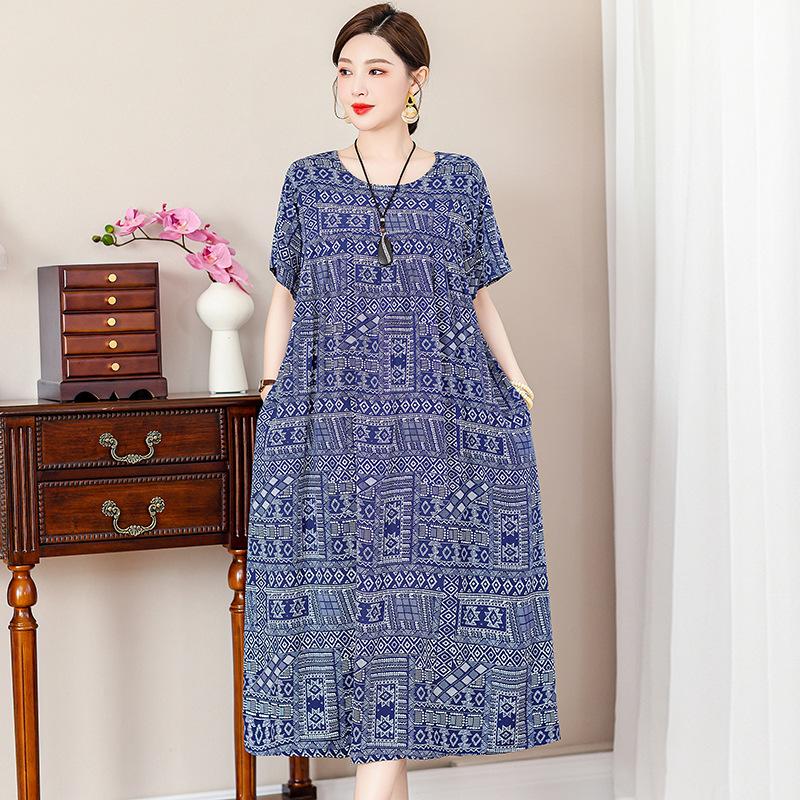 Letní dámské šaty nadměrných velikostí s lehkým, zralým a elegantním vzhledem, v prémiovém a elegantním stylu