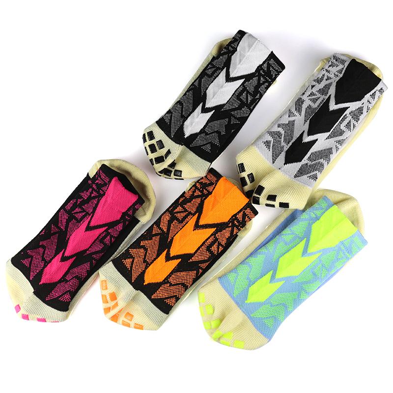 3 pairs New  Men Women Camouflage Arrow Soccer Socks Breathable Sports Silicone Anti Slip Grip Football Socks