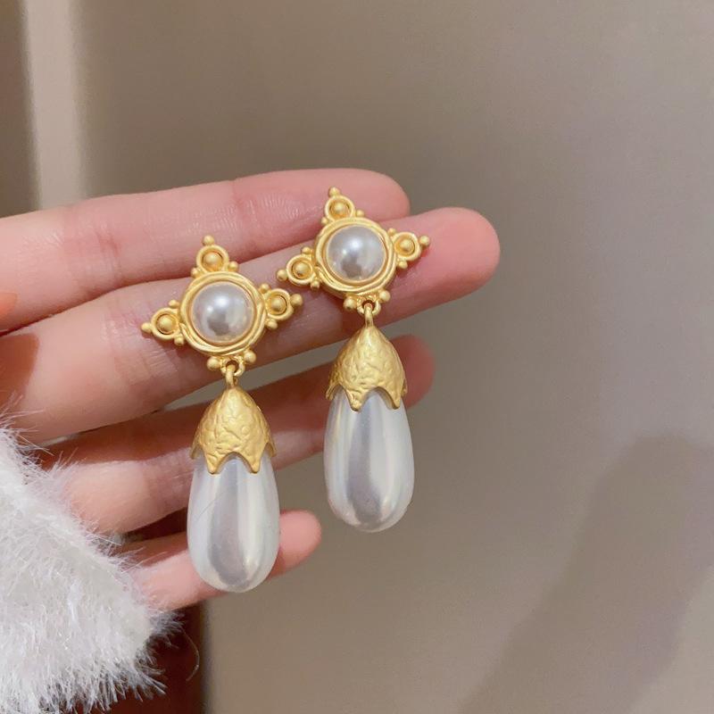 Water drop pearl flower earrings exaggerated antique earrings French retro court style earrings