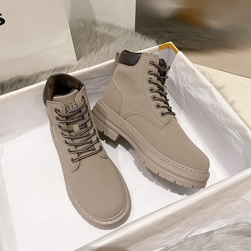 2025 spring new British student couple platform Martin boots Internet celebrity live street short boots men and women B801