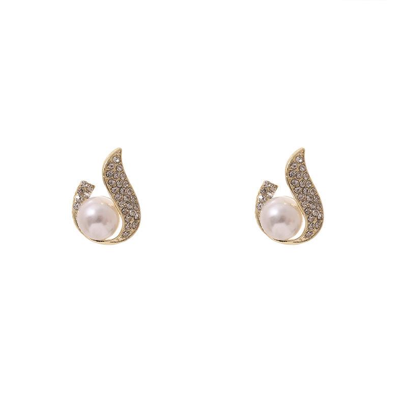 Korean 2025 Pearl Teardrop Stud Earrings - Trendy Influencer Design