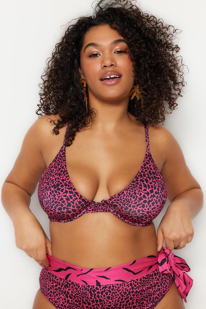 Women's Style Plus Size Fuchsia Balconette Plus Size Bikini Top