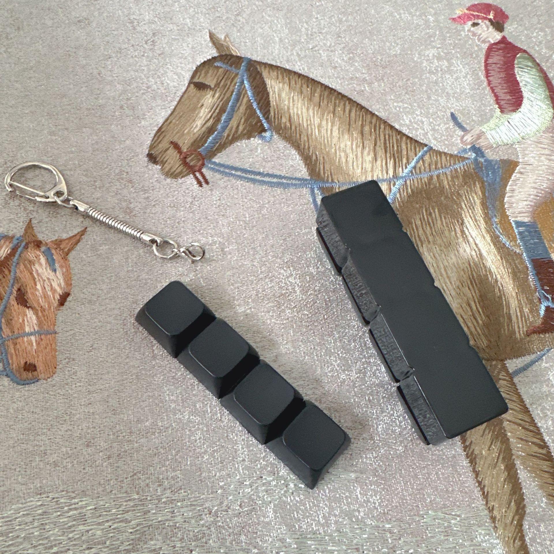 Decompression decompression button 1234569 Color keycap Mechanical keyboard Decompression button Keychain Pinch music No light