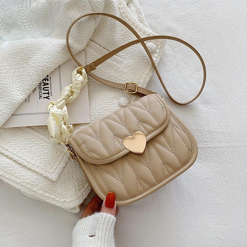 Bag Women's 2025 New Trend Rhombus Embroidery Thread Semi-round Bag Fashionable Shoulder Messenger Bag Simple Chain Pu Women's Bag