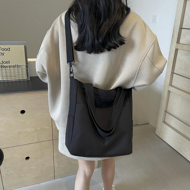 Women s Commuting Solid Color Tote Bag Large Capacity Crossbody Bag Handbag чёрный — фото 9