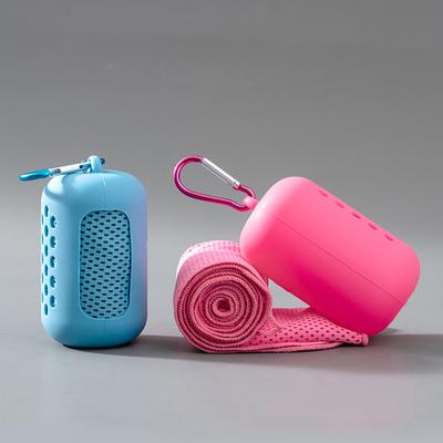 Reusable Cooling Towel Microfiber Cooling Towel with Carabiner Silicone Case Breathable Sweat Towel for Neck Face Running Hiking Fitness