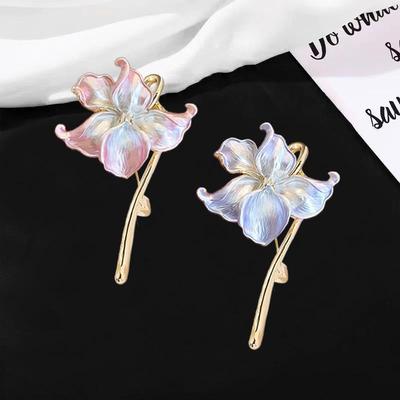 Elegant Retro Water Lily Brooch with 3D Enamel Flower for Cheongsam Suit