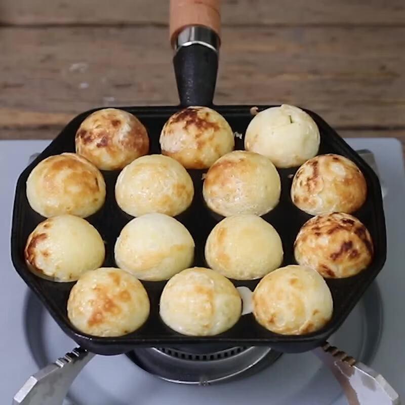 Uotu Cast Iron Takoyaki Pan