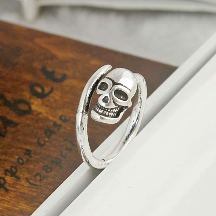 Retro Men's Punk Skull Creative Exaggerated Women's Hand Jewelry Open Ring