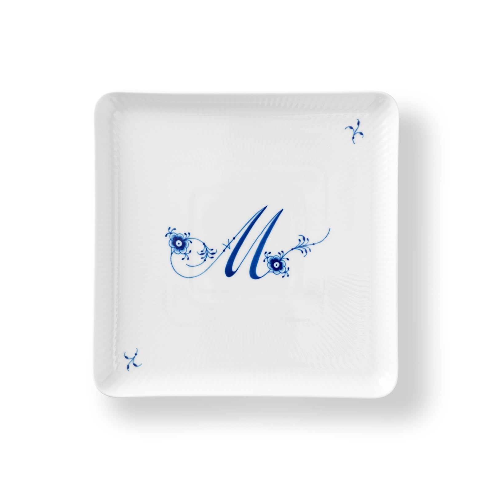 

[Официально импортировано] Квадратное блюдо из коллекции Royal Copenhagen Alphabet, 20 x 20 см, M (Номер продукта: 1073773)