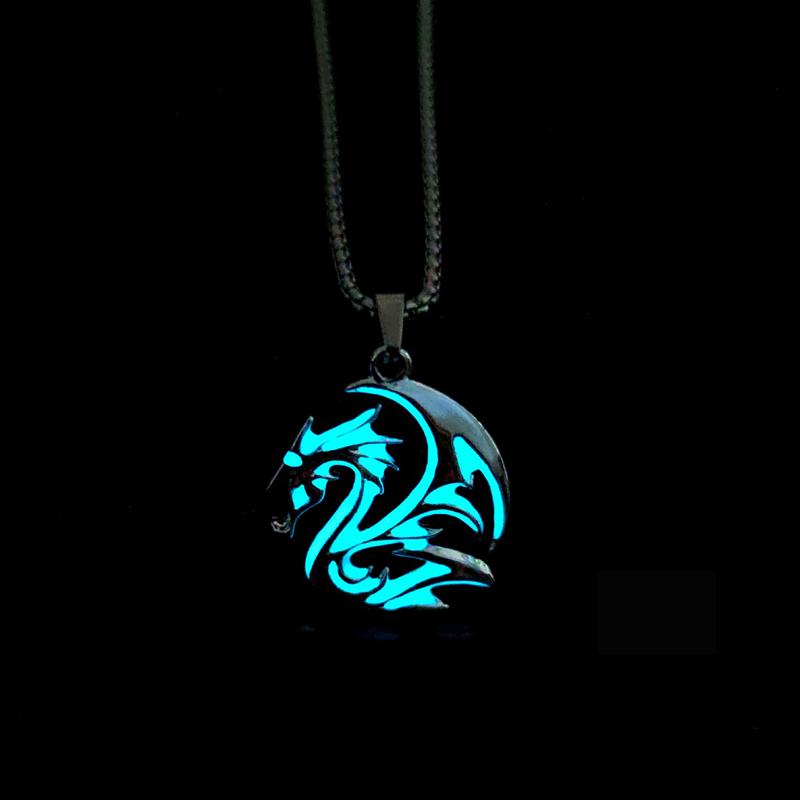 Collana Trendy Dominante da Uomo con Drago di Fiamma Luminoso Ciondolo Drago Collane Gioielli Luminescenti al Buio