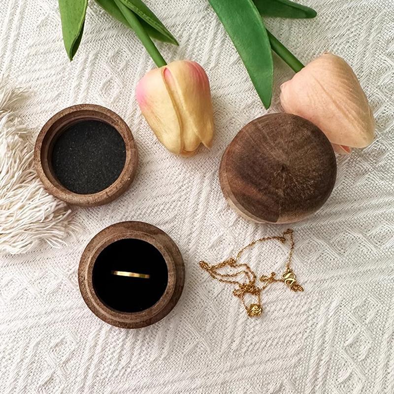 Wood Ring Box Wedding Proposal Engagement Round Wood Ring Box Jewelry Storage Box Portable Solid Wood Ring Box
