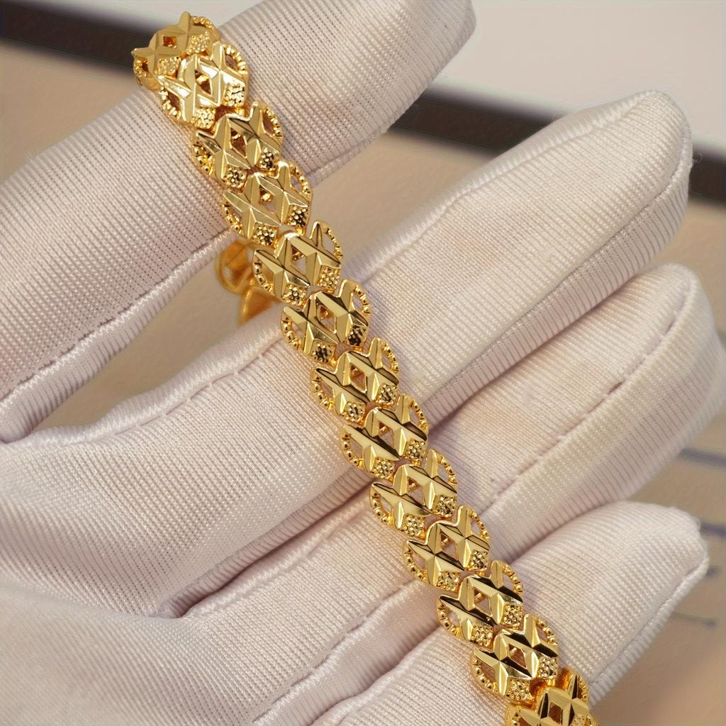 Women's Fashion Bracelet24K Gold-plated hollow clasp copper bracelet, luxurious Arabic-style jewelry