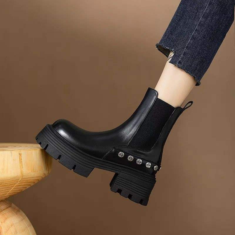 Thick-soled heightening short boots women's 2025 autumn and winter new versatile velvet muffin pipe Chelsea boots thick heel Martin boots