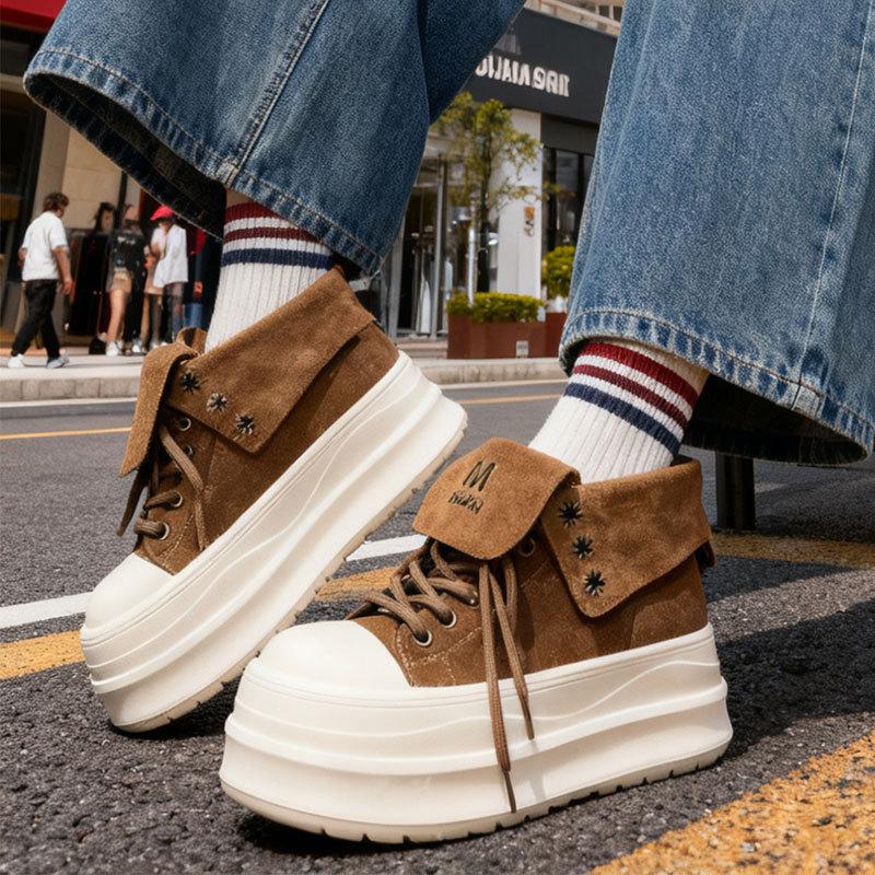 2025 New Lightweight Thick-soled Muffin Casual Height Increase and Thin Internet Celebrity Martin Boots Viral Trends Comfortable Muffin Shoes