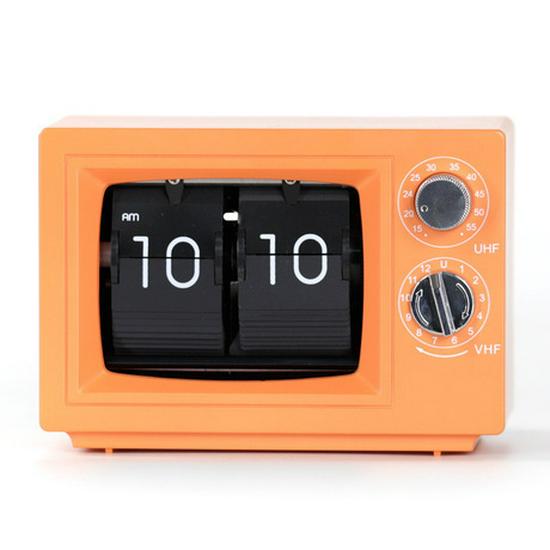 

Retro TV Flip Clock for Living Room - Classic Desk Art Clock помаранчевий