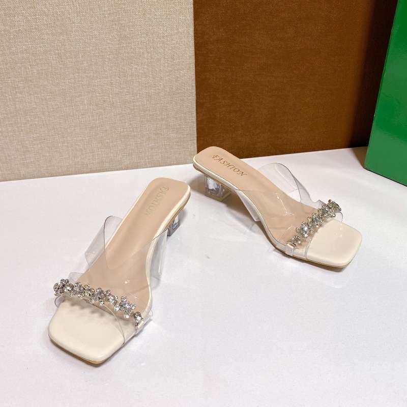 Beautiful rhinestone transparent cool slippers women's new square head fashion versatile crystal thick high-heeled slippers in summer 2025